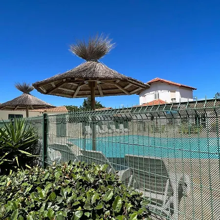 Maison 4/6 Pers Avec Terrasse, Piscine, Mer 200m Marseillan (Herault)