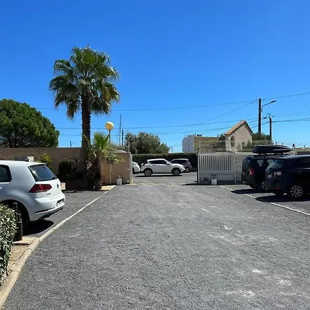 Dom wakacyjny Maison 4/6 Pers Avec Terrasse, Piscine, Mer 200m Marseillan (Herault)