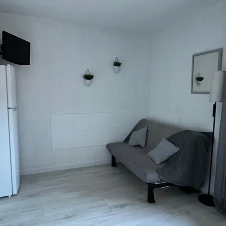 Dom wakacyjny Maison 4/6 Pers Avec Terrasse, Piscine, Mer 200m *