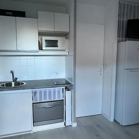 Dom wakacyjny Maison 4/6 Pers Avec Terrasse, Piscine, Mer 200m *
