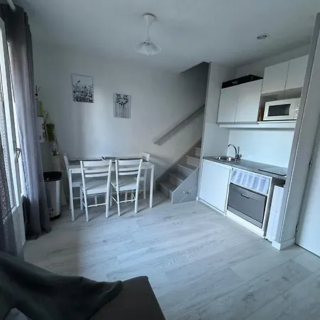 Maison 4/6 Pers Avec Terrasse, Piscine, Mer 200m Marseillan (Herault)